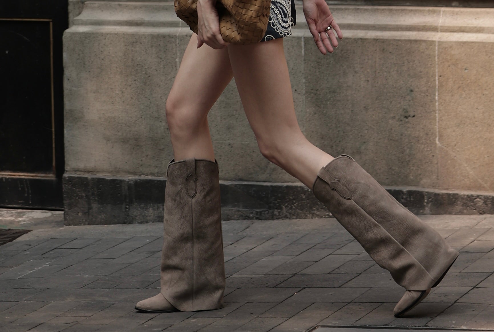 10 formas de llevar botas Vaqueras para mujer en 2026