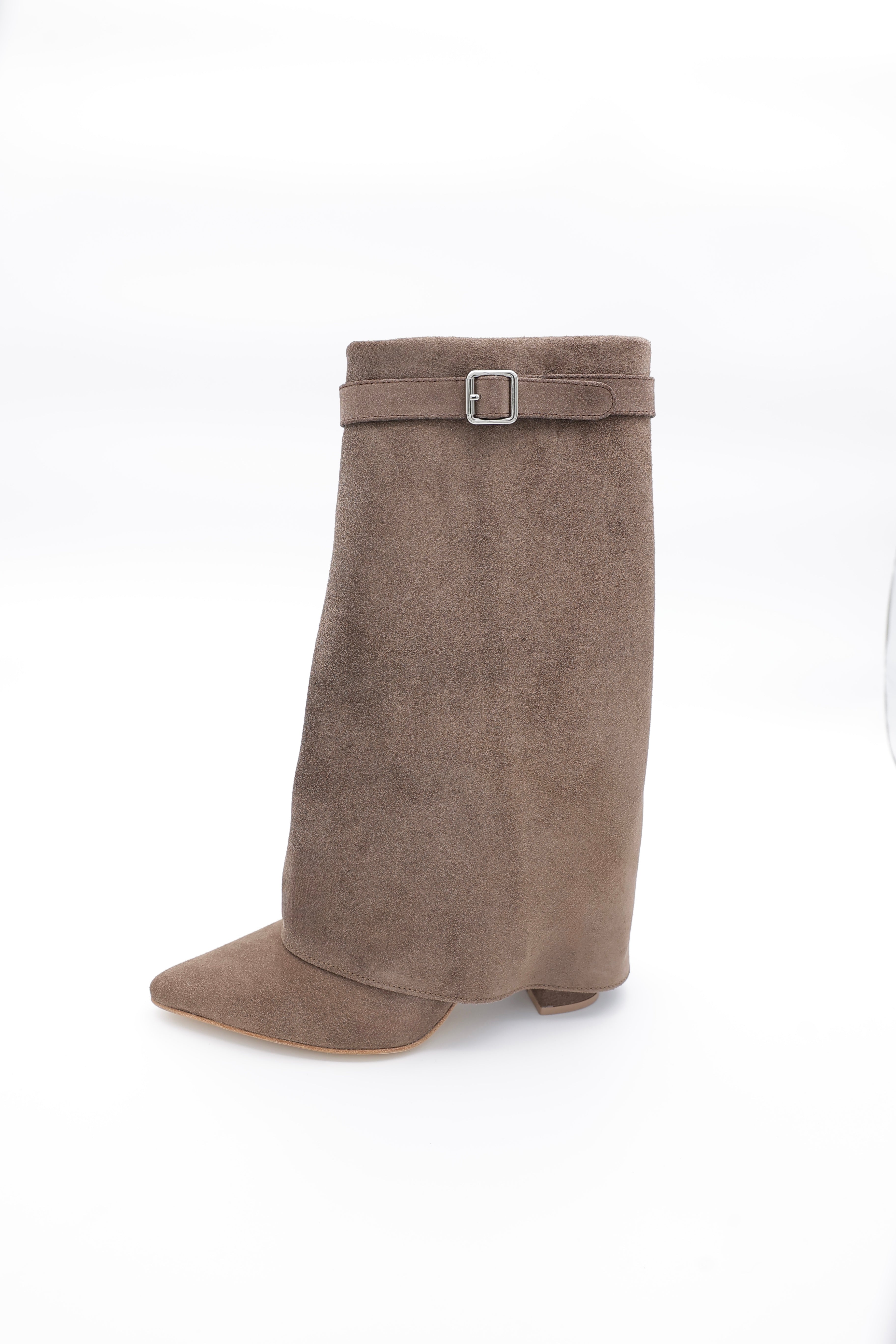 MIDI BELL BOOT CON STRAPS - Gamuza Moka