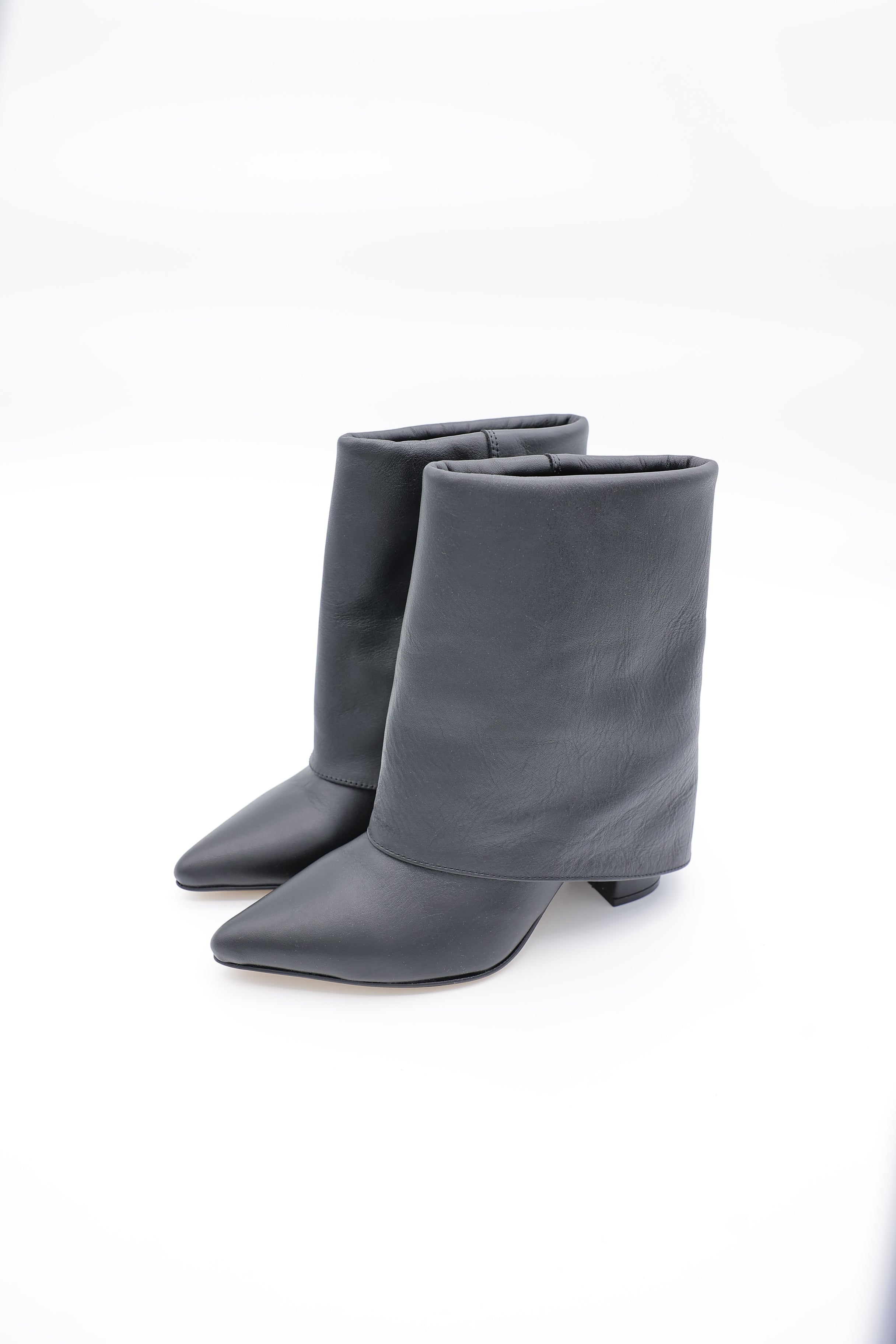 LOW BELL BOOTS - Negra de Piel